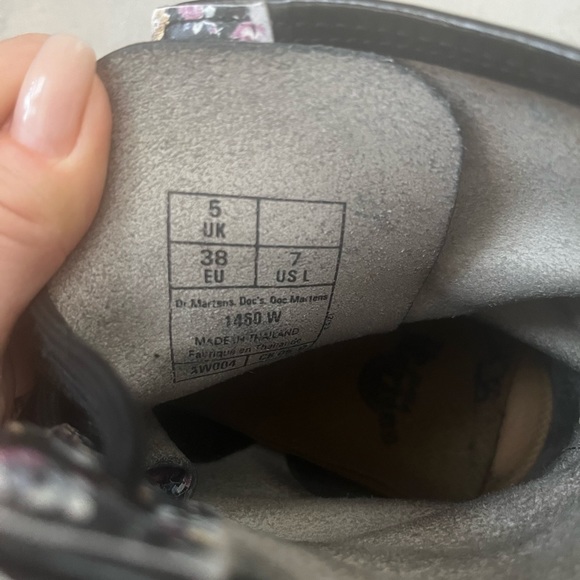 Doc Martin, leather, floral boots size 7 - Picture 3 of 8